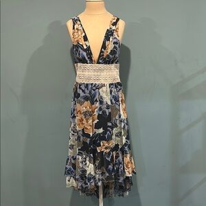 Free People Lovely Graden Midi Dress size 6 Blue Floral Lace Detail